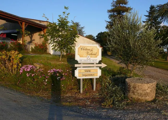 Château De Vertheuil Casa de Férias